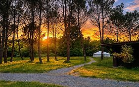 L ost in Sensations -Hébergements Insolites et Suites de luxe Spa Sauna Piscine Forêt